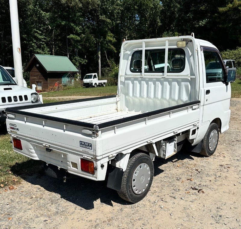 2001 Daihatsu Hijet 4WD Manual Mini Truck — photo 5