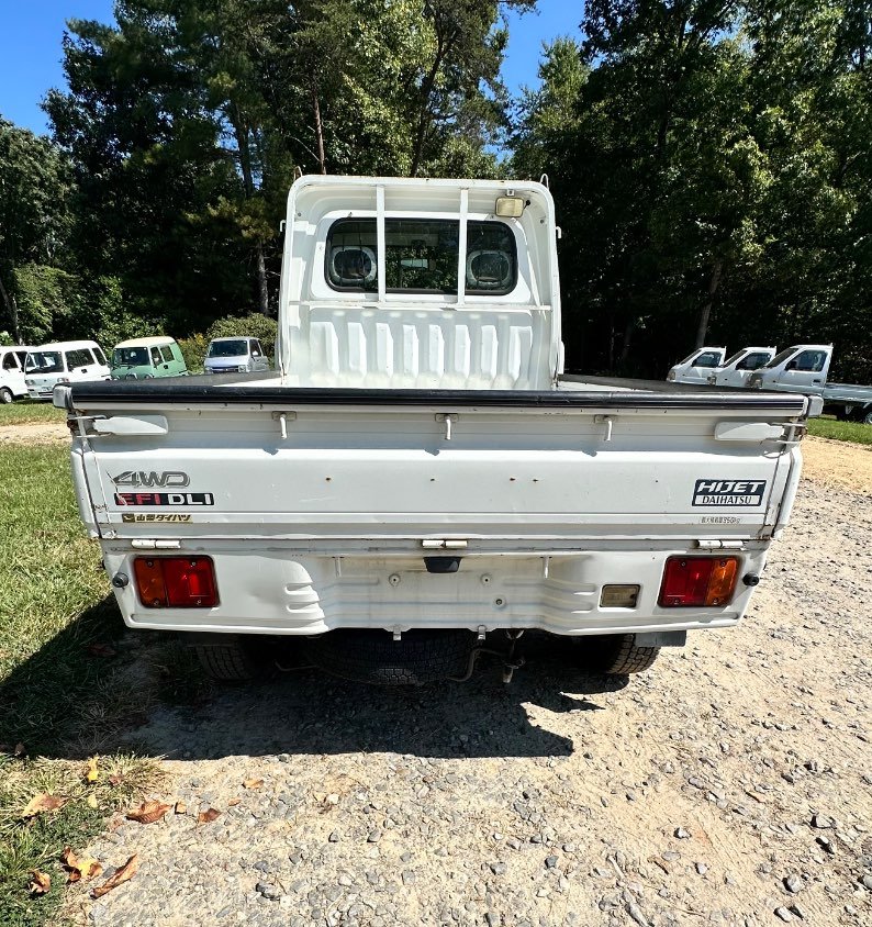 2001 Daihatsu Hijet 4WD Manual Mini Truck — photo 6