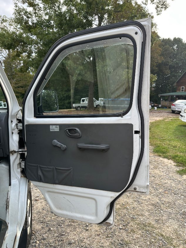2001 Suzuki Carry 4WD Manual Mini Truck — photo 16