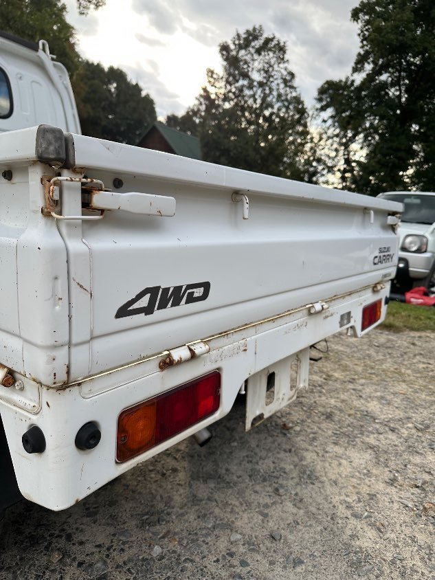 2001 Suzuki Carry 4WD Manual Mini Truck — photo 24