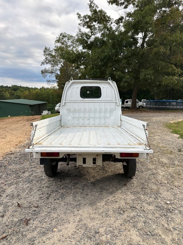 2001 Suzuki Carry 4WD Manual Mini Truck — photo 9